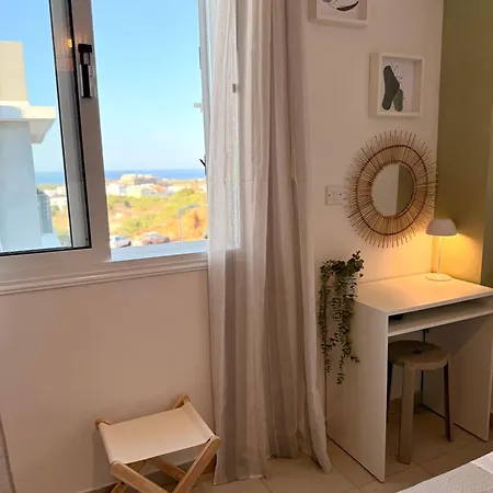 Salt & Kozee 2br Cozy Flat With Pool Access - Near Beaches * باراليمني
