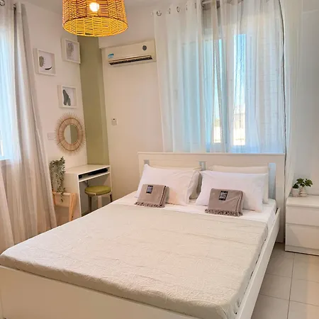 Apartamento Salt & Kozee 2br Cozy Flat With Pool Access - Near Beaches Paralimni